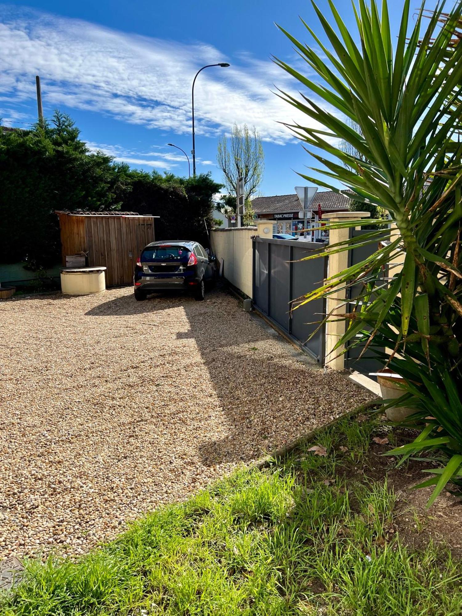 Confortable T2 De 50 M2 Avec Parking Prive Apartment